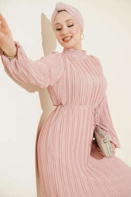 Örgü Kuşaklı Pileli Şifon Elbise Pudra - Elbise