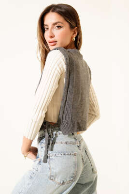 Örgülü Yanları Bağlamalı Kısa Süveter Füme - Yılın Fırsatı