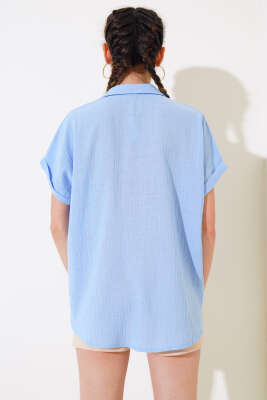 Örme Cepli Keten Gömlek Mavi - Kadın Giyim Modelleri