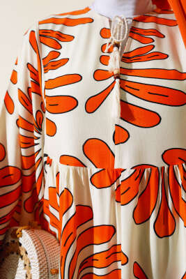 Otantik Desen Yaka Püsküllü Elbise Bej Oranj - Tesettür Elbise