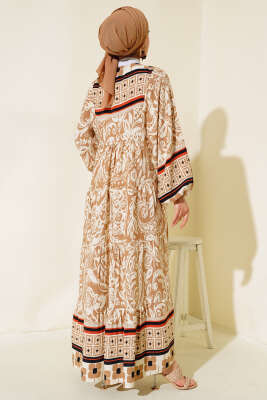 Otantik Desen Yaka Püsküllü Elbise Latte - Tesettür Elbise