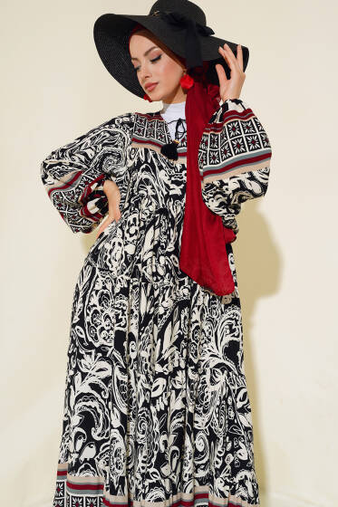 Otantik Desen Yaka Püsküllü Elbise Siyah Bordo - Tesettür Elbise