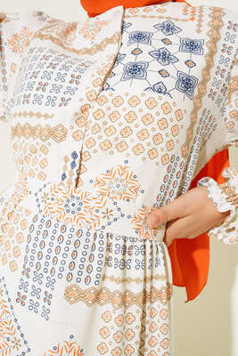 Otantik Design Desenli Kuşaklı Kolu Gipeli Elbise Oranj - Tesettür Elbise