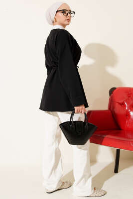 Oval Gold Düğmeli İp Kuşaklı Ceket Siyah - Ceket