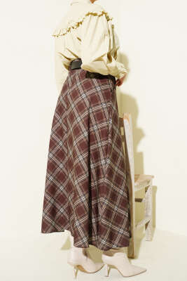 Oval Kemer Tokalı Ekoseli Etek Kahve - Etek