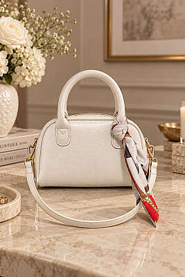 Oval Model Fularlı Çanta Krem 