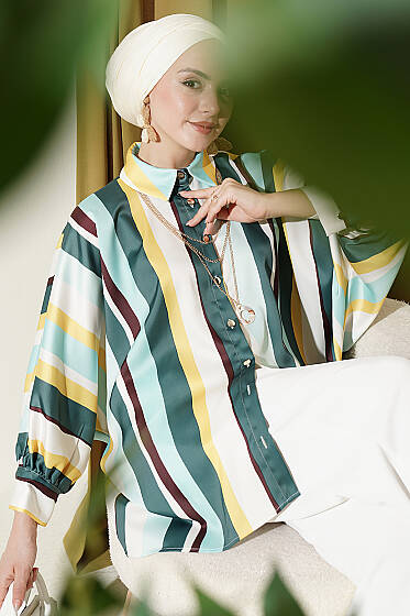 Oversize Asimetrik Çizgili Saten Gömlek Zümrüt - Gömlek