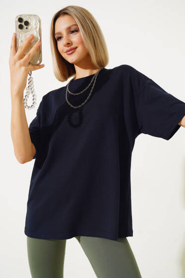 Oversize Basic T-shirt Lacivert - Kadın Giyim Modelleri
