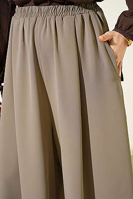 Oversize Paçalı Bel Lastikli Pantolon Bej - Pantolon
