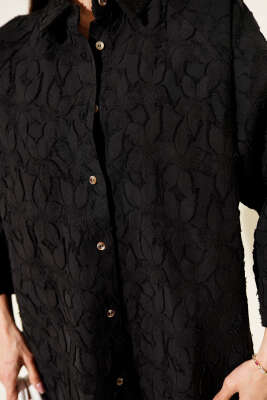 Oversize Yarım Kol Çiçek Kabartmalı Gömlek Siyah - Kadın Giyim Modelleri