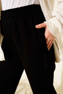 Paça Lastikli İki İplik Jogger Pantolon Siyah - Yılın Fırsatı