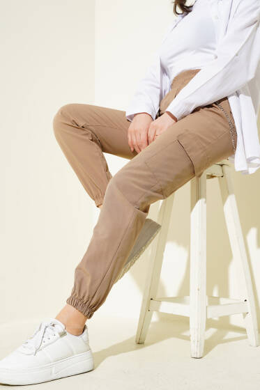 Paça Lastikli Zincirli Kargo Pantolon Vizon - Pantolon