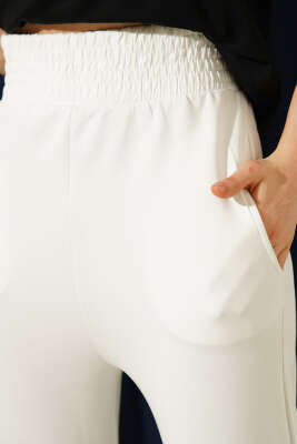 Paça Pensli Bel Lastikli Scuba Pantolon Beyaz - Kadın Giyim Modelleri