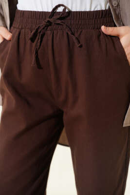 Paça Püsküllü Lastikli Gabardin Pantolon Kahve - Yılın Fırsatı