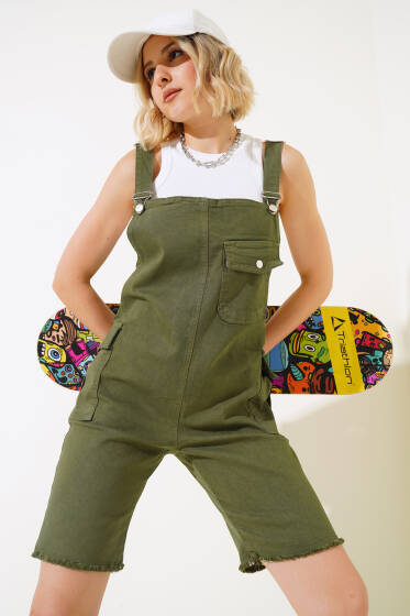 Paça Püsküllü Şortlu Slopet Haki - Kadın Giyim Modelleri