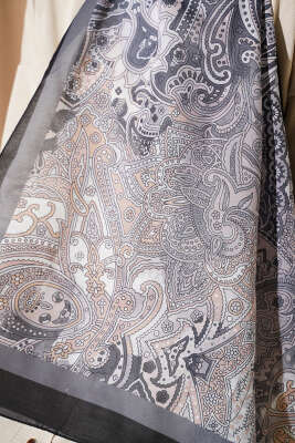 Paisley Motifli Şal Siyah - Başörtüsü