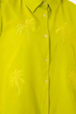 Palmiye Nakışlı Fıstık Yeşili Gömlek - Thumbnail