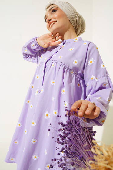 Papatya Desenli Büzgü Detaylı Düğmeli Tunik Lila - Tunik