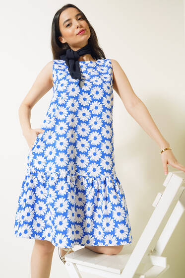 Papatya Desenli Sıfır Kol Elbise Saks - Kadın Giyim Modelleri
