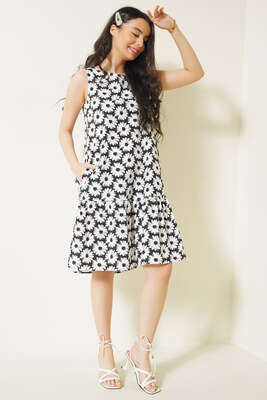 Papatya Desenli Sıfır Kol Elbise Siyah - Yılın Fırsatı