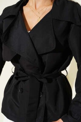 Parça Detaylı Düğmeli Kısa Trençkot Siyah - Kadın Giyim Modelleri