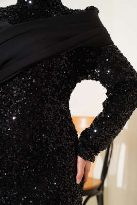 Parça Detaylı Pul Payet Abiye Siyah - Tesettür Elbise