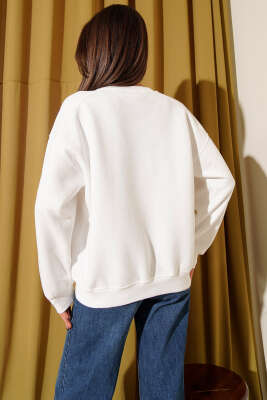 Paris İşlemeli 3 İplik Sweat Ekru - Kadın Giyim Modelleri