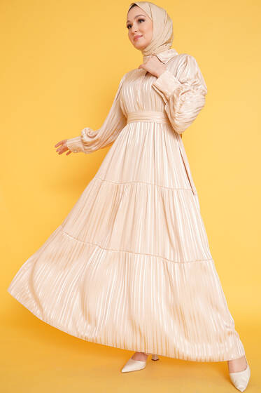 Parlak Çizgi Desenli Elbise Bej - Tesettür Elbise