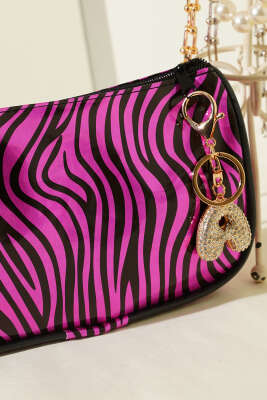 Parlak Desenli Fermuarlı Makyaj Çantası Asorti 19 - Günün Seçilenleri