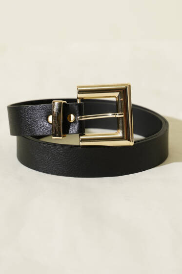 Parlak Kare Tokalı Kemer Siyah - Yılın Fırsatı