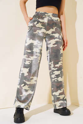 Parlak Kumaş Salaş Pantolon Kamuflaj - Kadın Giyim Modelleri