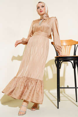 Parlak Taş Patlı Saten Elbise Latte - Tesettür Elbise