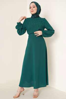 Parlak Taşlı Etekli İkili Takım Zümrüt 