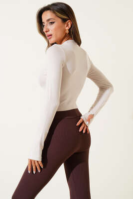 Parmak Geçirmeli Basic Crop Bej - Yılın Fırsatı