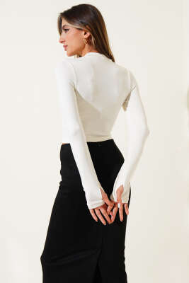 Parmak Geçirmeli Basic Crop Ekru - Yılın Fırsatı