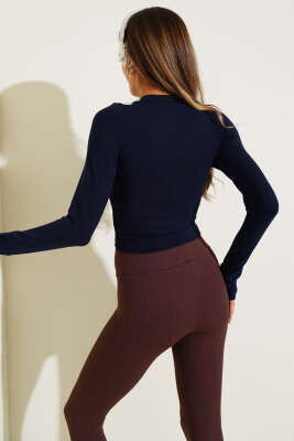 Parmak Geçirmeli Basic Crop Lacivert - Yılın Fırsatı