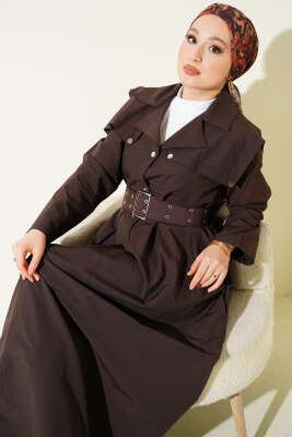 Pelerin Detaylı Kemerli Elbise Kahve - SAS