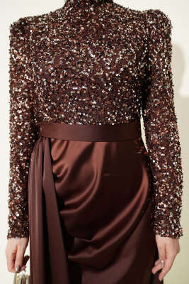 Pelerin Detaylı Pul Payet Abiye Elbise Kahve - Elbise