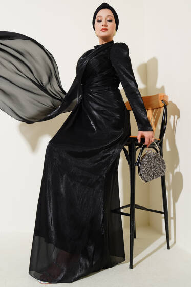 Pelerin Detaylı Şifon Abiye Elbise Siyah - Elbise