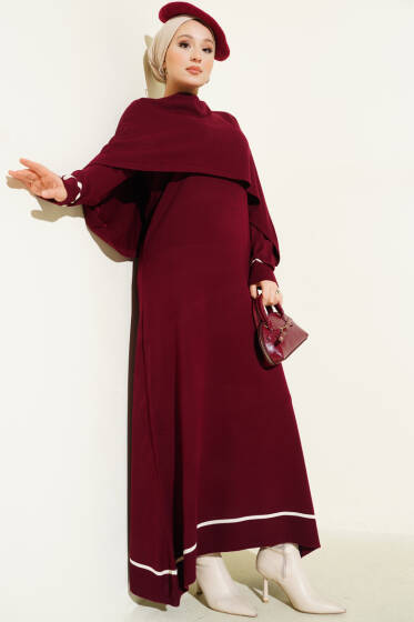 Pelerin Detaylı Triko Elbise Bordo - Elbise