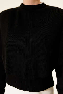 Pelerinli Fitilli Triko Kazak Siyah - Triko Kazak