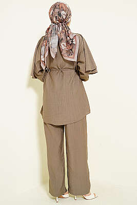 Pelerinli Gold Düğmeli Takım Vizon - İkili Takım