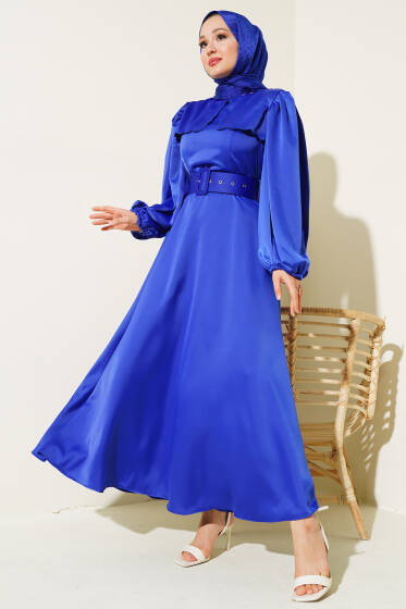 Pelerinli Kemerli Saten Elbise Saks - Elbise