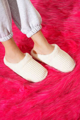 Peluş Kadın Terlik Ekru 