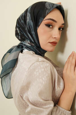 Penç Desen Lina Eşarp Zümrüt 