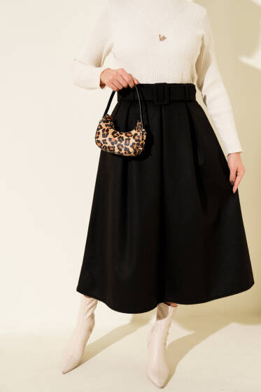 Pens Detaylı Kloş Kaşe Etek Siyah - Etek