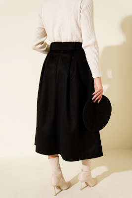 Pens Detaylı Kloş Kaşe Etek Siyah - Etek