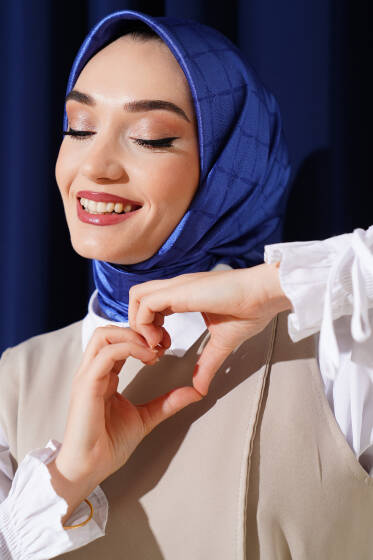 Picasso Kumlu Jakar Eşarp Mavi - Başörtüsü