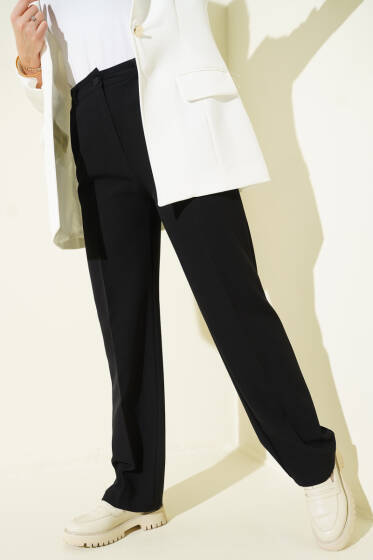 Pile Detaylı Bol Paça Pantolon Siyah - Pantolon