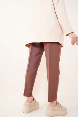 Pile Detaylı Havuç Pantolon Kahve - Pantolon